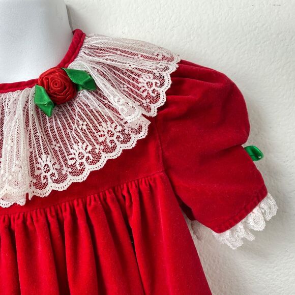 Vintage Girls Red Velvet Dress Lace Collar Puff Sleeve Holiday Christmas Size 4T - Picture 4 of 9